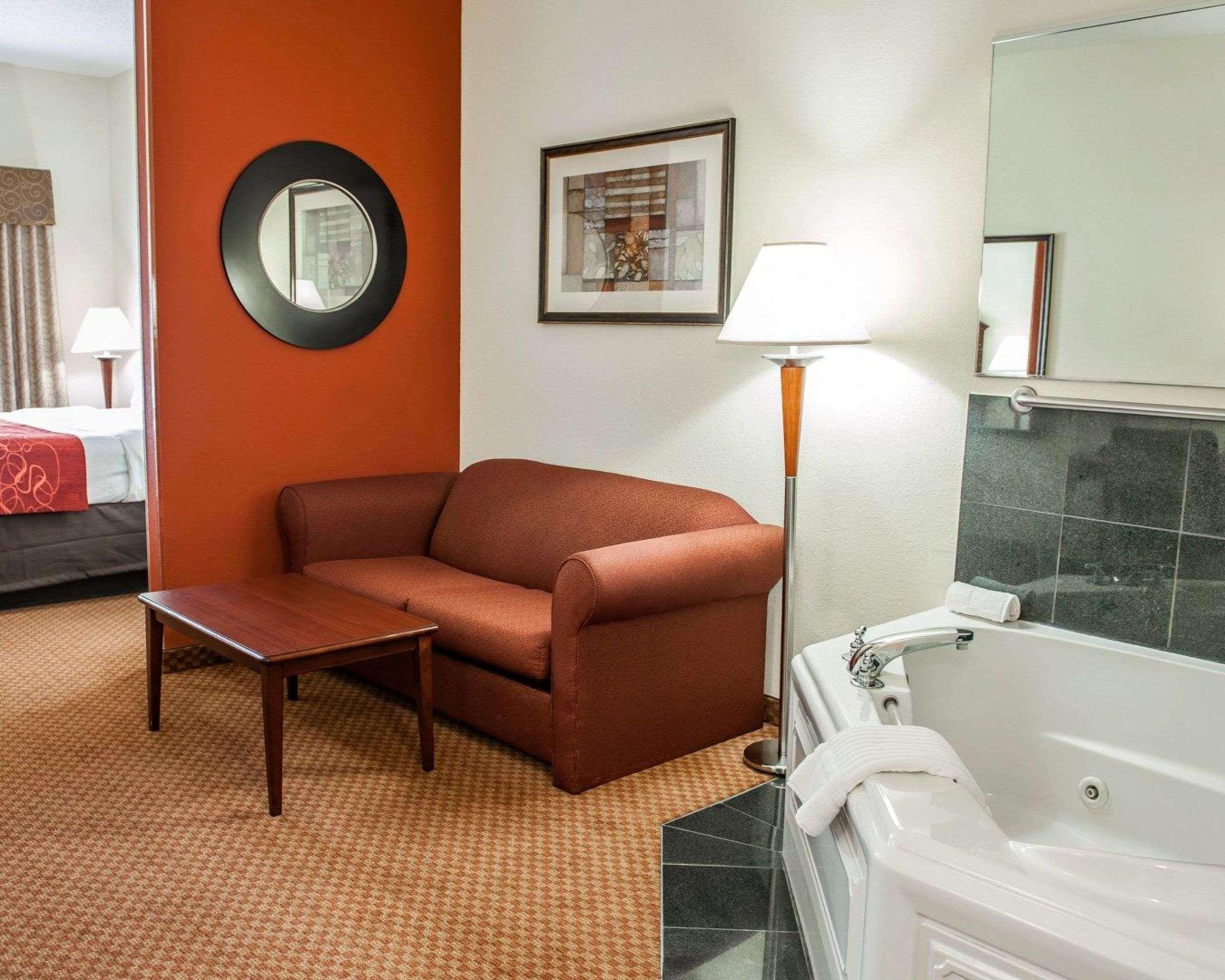 Comfort Suites Near Indianapolis Airport Exteriör bild