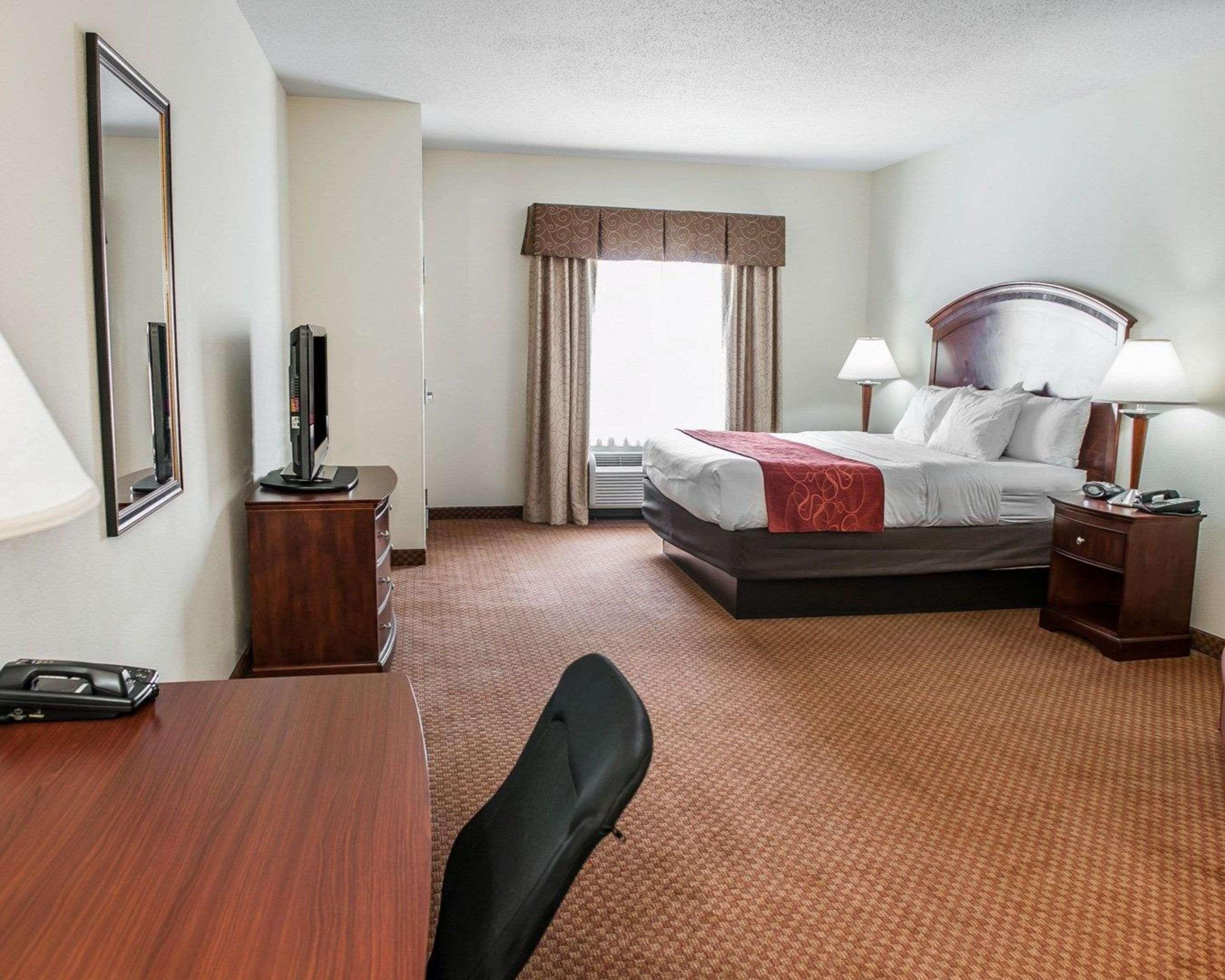 Comfort Suites Near Indianapolis Airport Exteriör bild