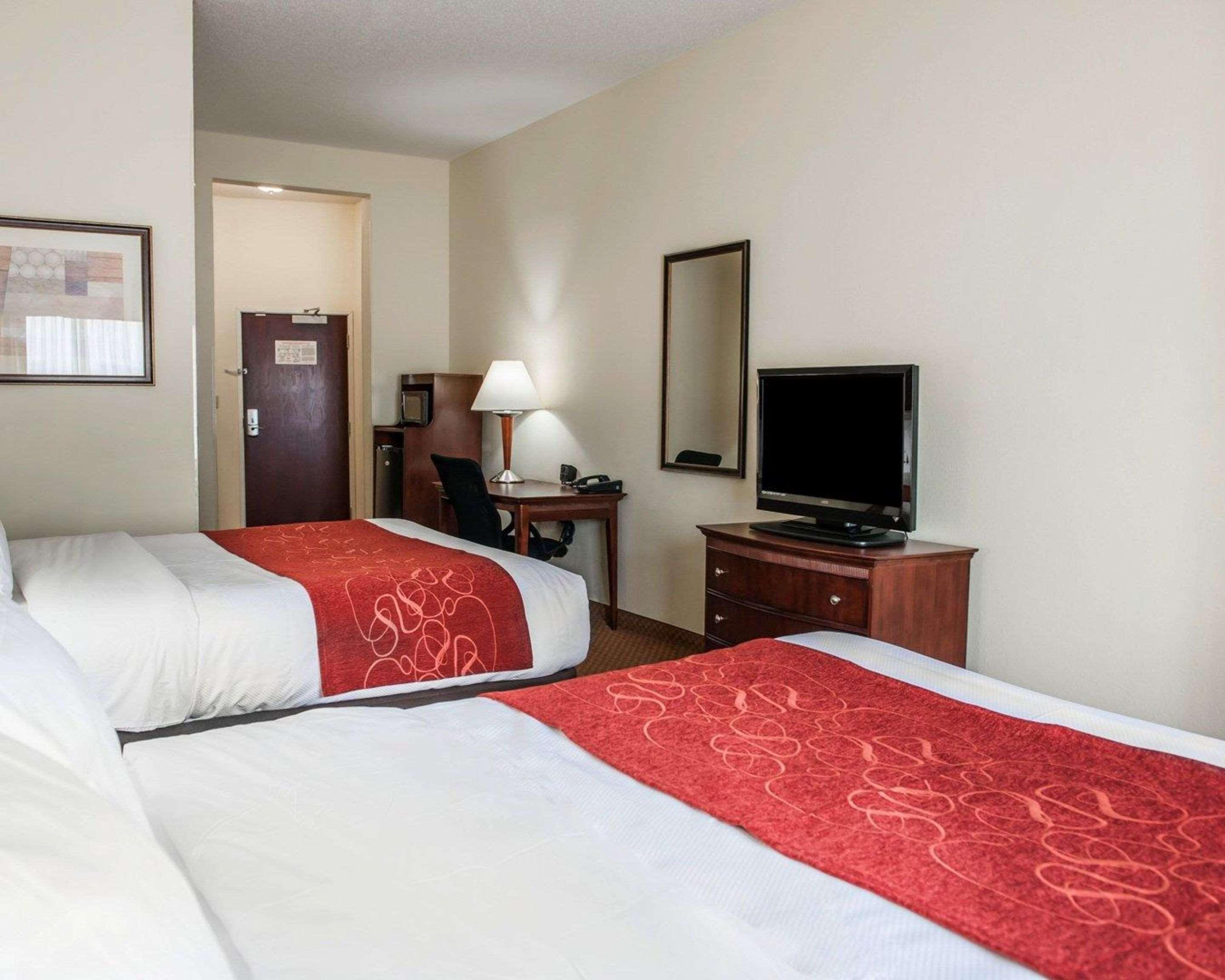 Comfort Suites Near Indianapolis Airport Exteriör bild