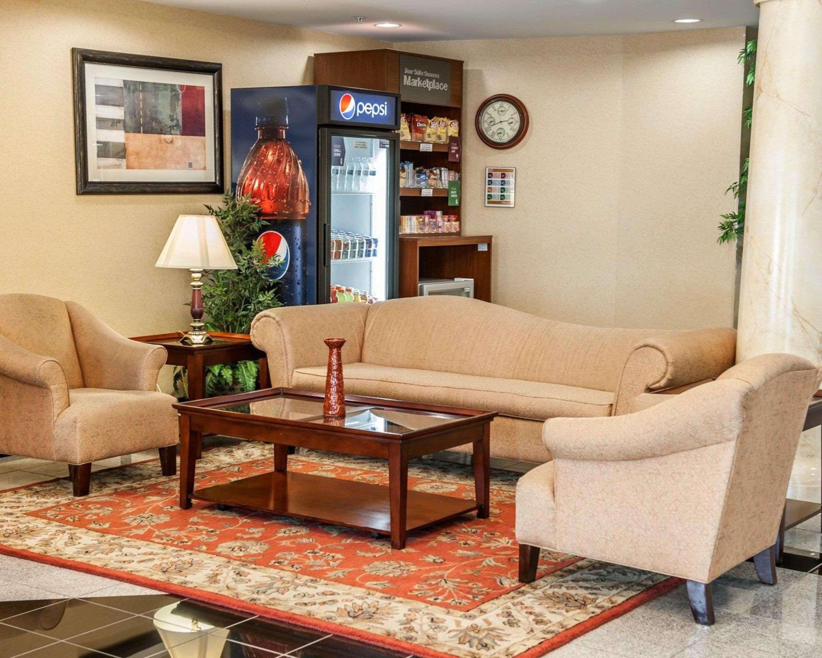 Comfort Suites Near Indianapolis Airport Exteriör bild