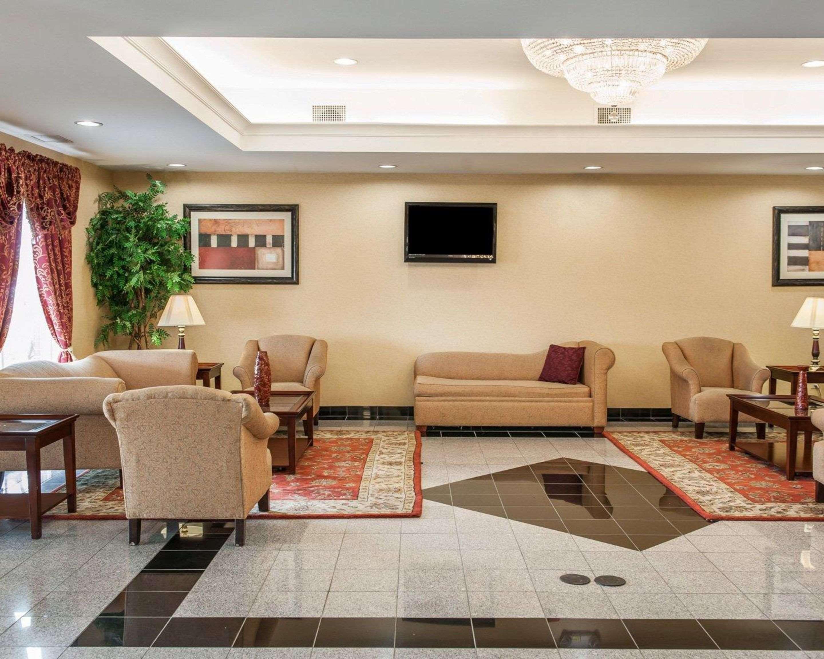 Comfort Suites Near Indianapolis Airport Exteriör bild