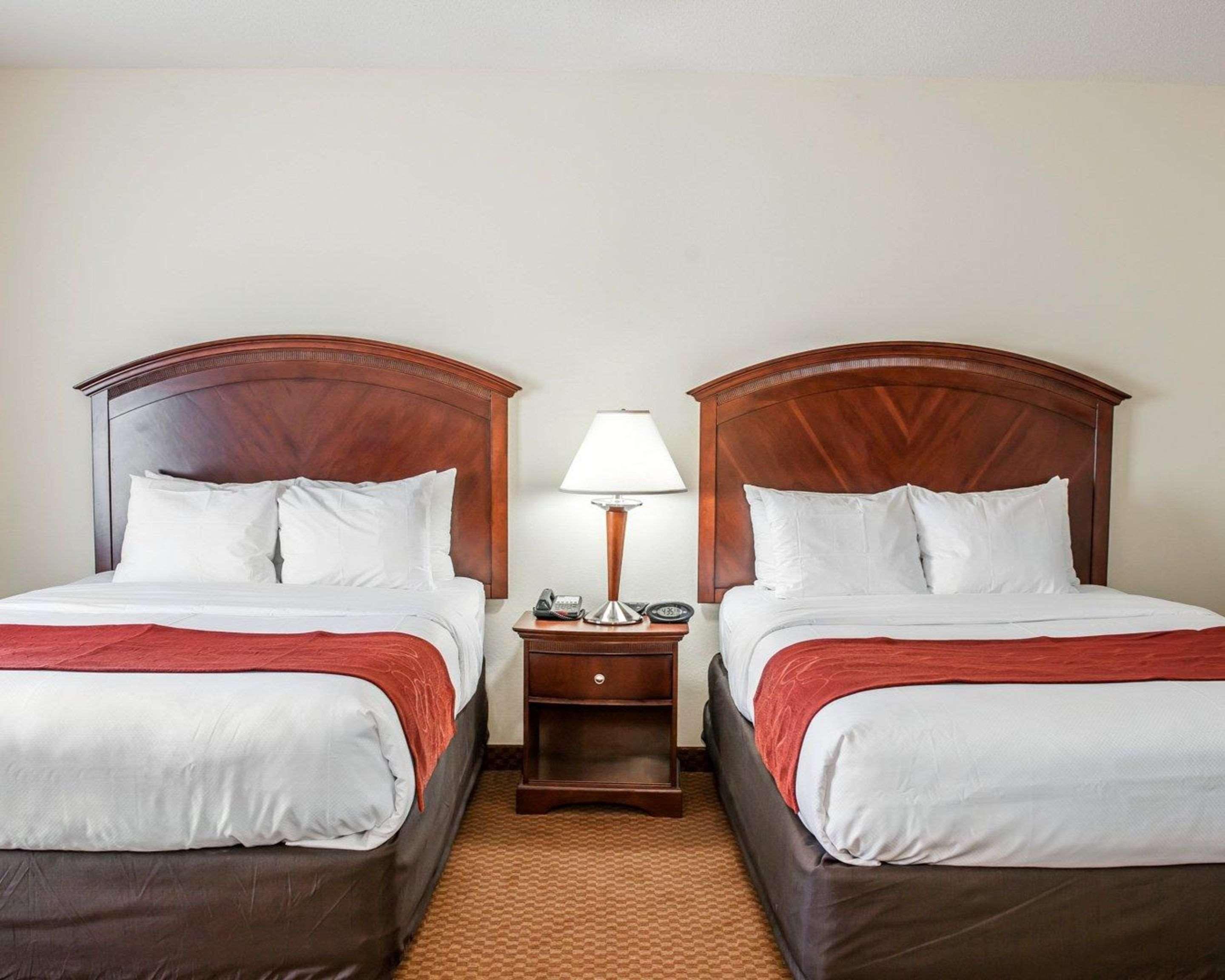 Comfort Suites Near Indianapolis Airport Exteriör bild
